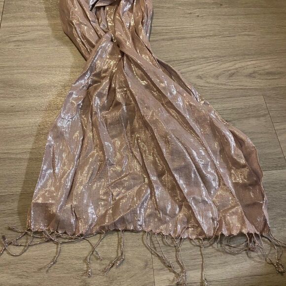 Unbranded purple metallic shimmer fashion scarf with fringe - Picture 3 of 3